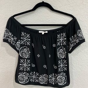 Express crop top. Size M